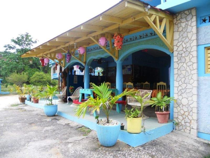 Cotton Tree Hotel Negril Buitenkant foto